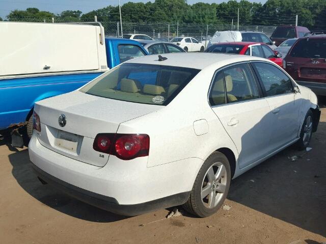 3VWRM71K99M055901 - 2009 VOLKSWAGEN JETTA SE/S WHITE photo 4