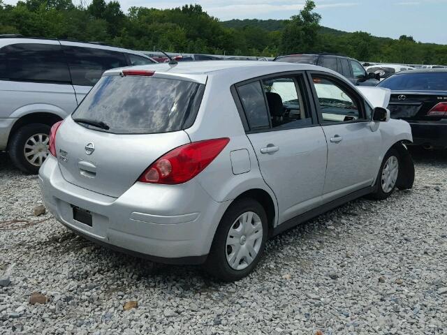 3N1BC1CP2AL405914 - 2010 NISSAN VERSA SILVER photo 4