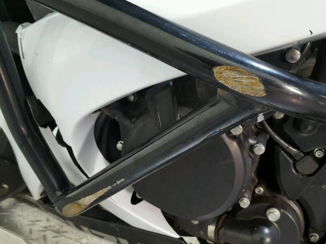 JS1GN7EA082101480 - 2008 SUZUKI GSX-R600 WHITE photo 13