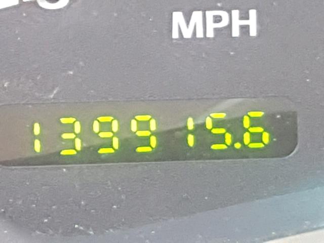 5LMPU28L9XLJ08356 - 1999 LINCOLN NAVIGATOR BLACK photo 8