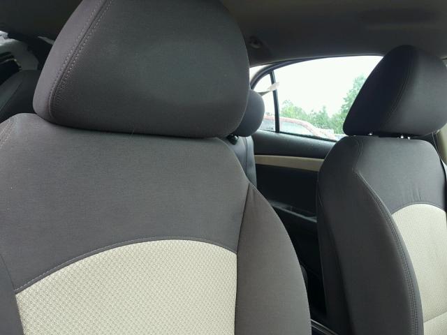 1G1ZB5E0XCF184509 - 2012 CHEVROLET MALIBU LS Bej foto 6