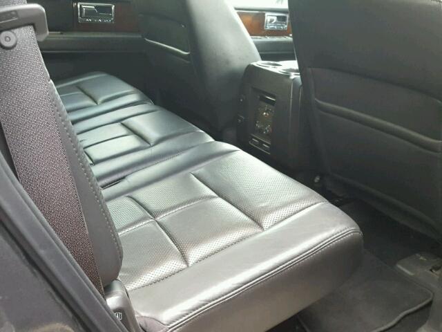 5LMJJ2J56BEJ09116 - 2011 LINCOLN NAVIGATOR 灰色 照片 6