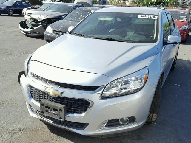 1G11E5SA0GF136699 - 2016 CHEVROLET MALIBU LIM 银色 照片 2