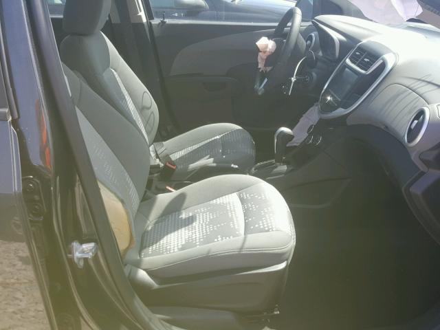 1G1JB5SH2H4168993 - 2017 CHEVROLET SONIC LS 黑色 照片 5