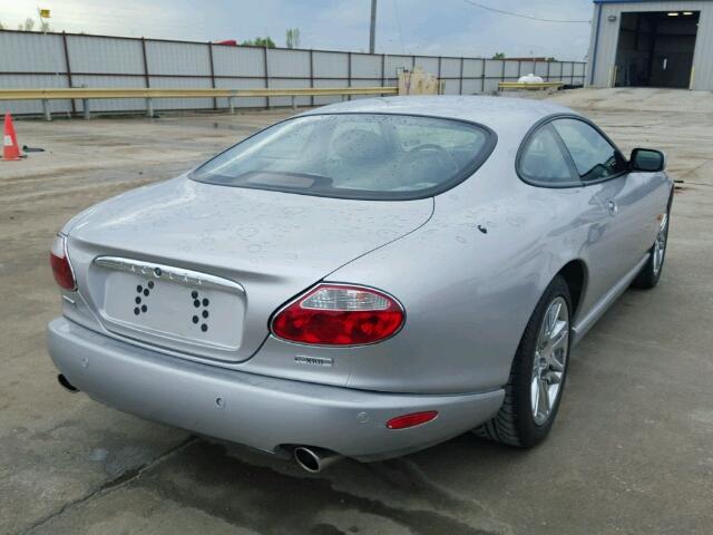 SAJDA41C852A40423 - 2005 JAGUAR XK8 SILVER photo 4