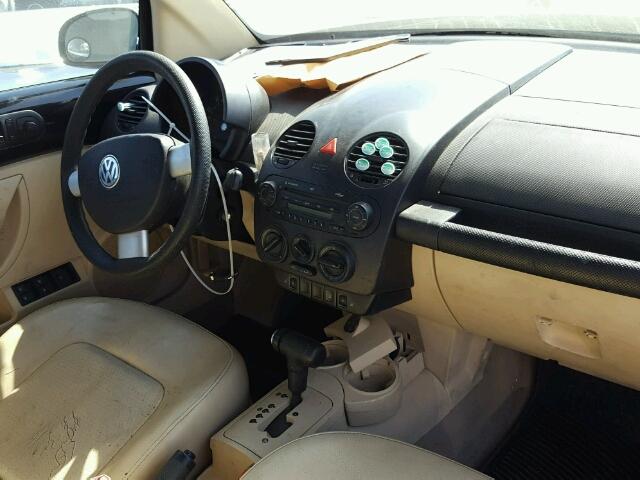 3VWCM31Y85M366863 - 2005 VOLKSWAGEN NEW BEETLE 黑色 照片 9