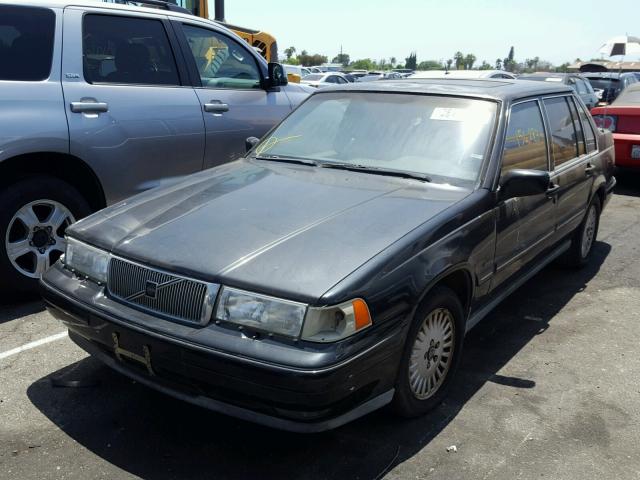 YV1KS9603W1125201 - 1998 VOLVO S90 Negro foto 2