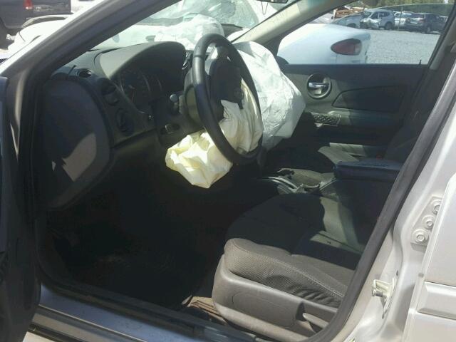 2G2WP522741285828 - 2004 PONTIAC GRAND PRIX Արծաթագույն լուսանկար 5