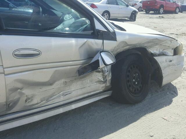 2G2WP522741285828 - 2004 PONTIAC GRAND PRIX Արծաթագույն լուսանկար 9