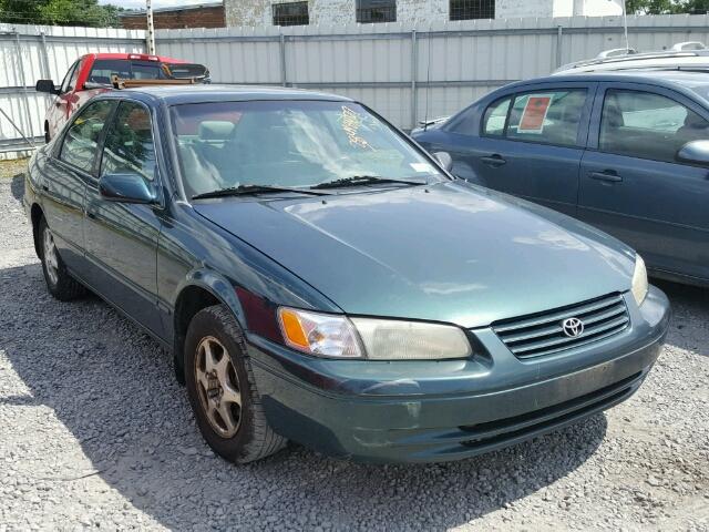 JT2BG22K4W0151228 - 1998 TOYOTA CAMRY CE GREEN photo 1