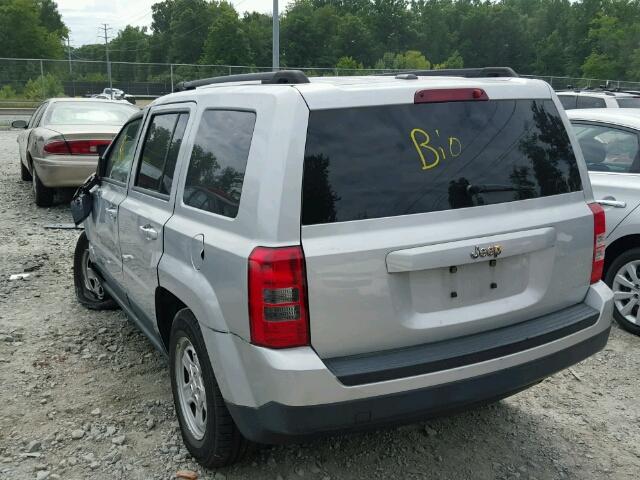 1J4NT1GA3BD227903 - 2011 JEEP PATRIOT SP SILVER photo 3