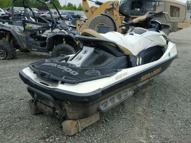 YDV09412D212 - 2012 BOMBARDIER SEADOO WHITE photo 4