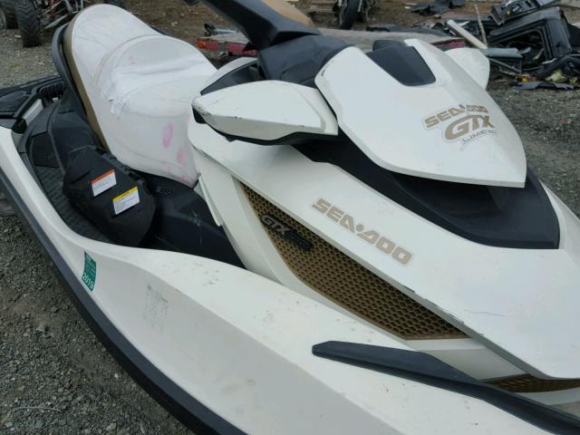 YDV09412D212 - 2012 BOMBARDIER SEADOO WHITE photo 9