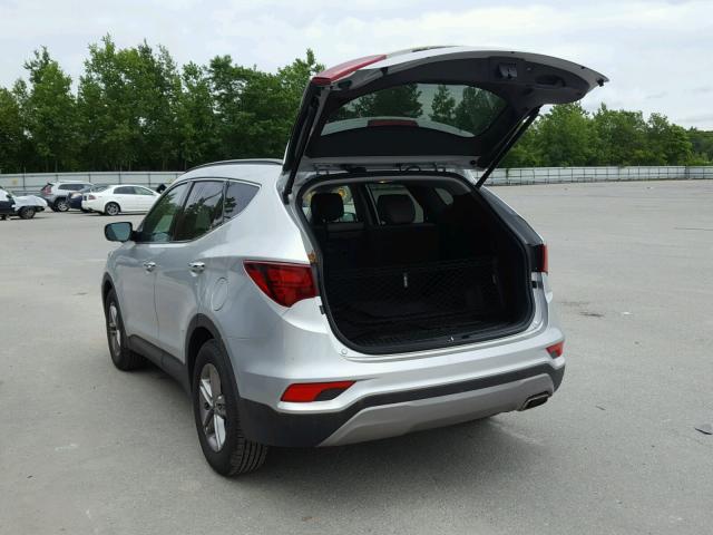 5XYZUDLB0HG482085 - 2017 HYUNDAI SANTA FE S SILVER photo 3