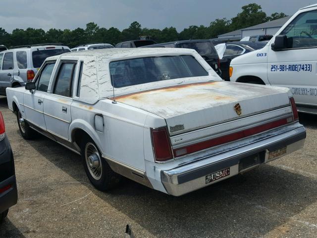 1LNBM81F4JY763507 - 1988 LINCOLN TOWN CAR WHITE photo 3