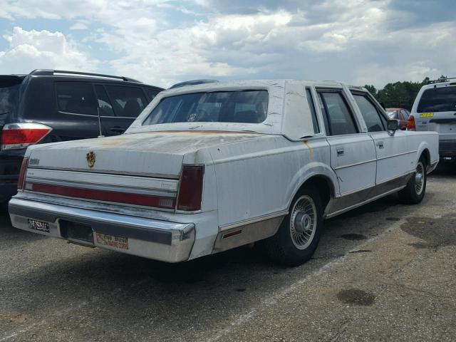 1LNBM81F4JY763507 - 1988 LINCOLN TOWN CAR WHITE photo 4