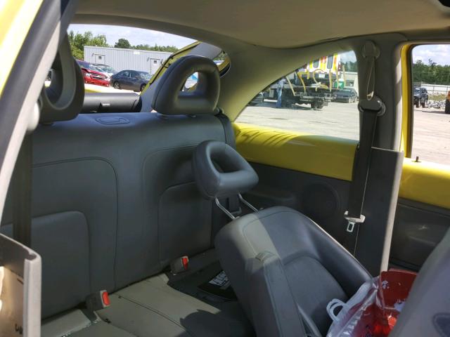 3VWCC21C21M407581 - 2001 VOLKSWAGEN NEW BEETLE YELLOW photo 6