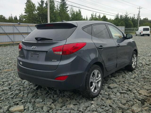 KM8JTCAFXFU095955 - 2015 HYUNDAI TUCSON GLS GRAY photo 4