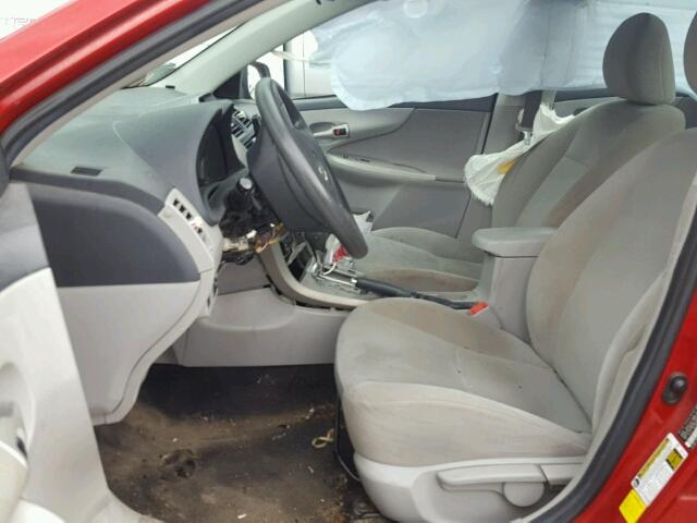 2T1BU4EEXDC009079 - 2013 TOYOTA COROLLA BA RED photo 5