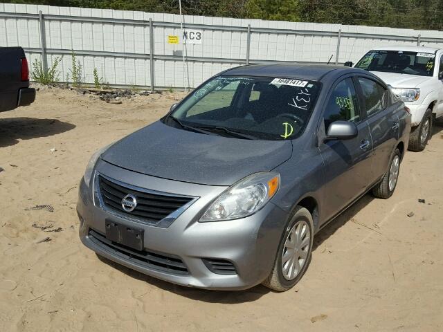 3N1CN7AP4CL818943 - 2012 NISSAN VERSA GRAY photo 2