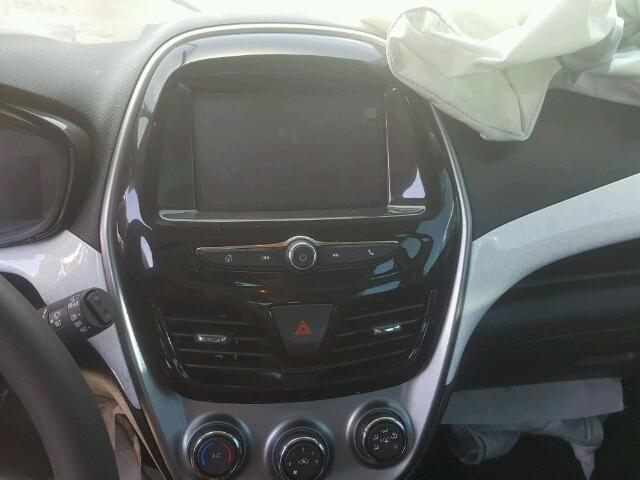 KL8CD6SA2GC618416 - 2016 CHEVROLET SPARK 1LT Серый фото 9