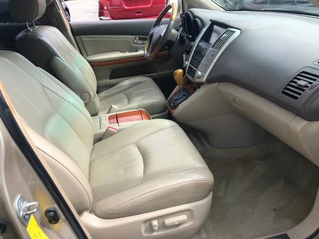 JTJHA31U440026672 - 2004 LEXUS RX 330 BEIGE photo 4