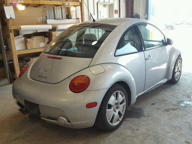3VWFE31C14M403457 - 2004 VOLKSWAGEN NEW BEETLE 银色 照片 4