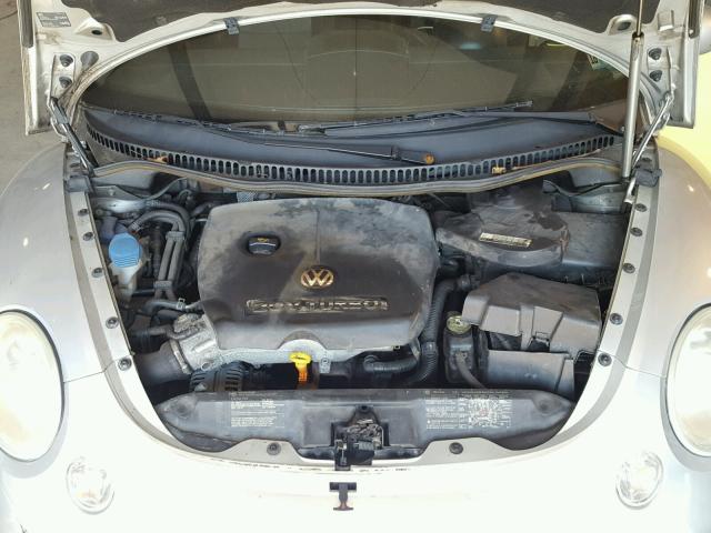 3VWFE31C14M403457 - 2004 VOLKSWAGEN NEW BEETLE 银色 照片 7