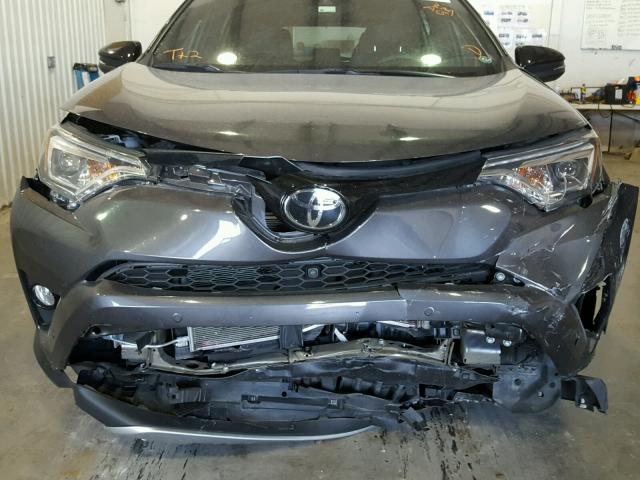 2T3NFREV9GW235600 - 2016 TOYOTA RAV4 SE BLACK photo 9