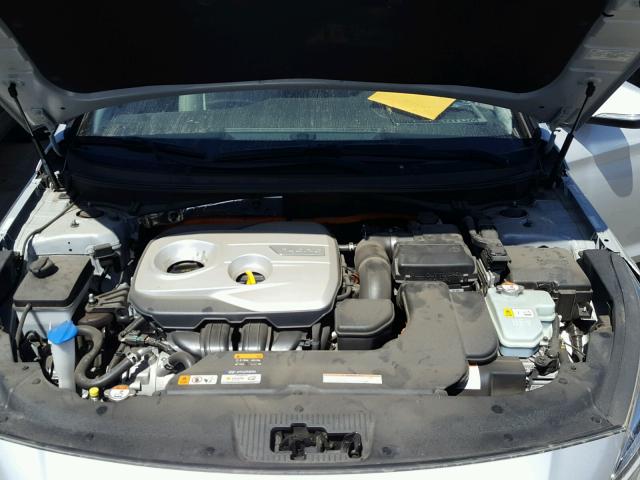 KMHE24L18GA022842 - 2016 HYUNDAI SONATA HYB SILVER photo 7