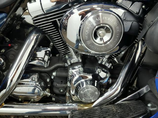 1HD1FCW174Y602548 - 2004 HARLEY-DAVIDSON FLHTCUI BLUE photo 5