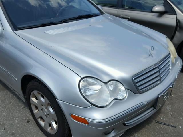 WDBRF81J15F581815 - 2005 MERCEDES-BENZ C 240 4MAT SILVER photo 9