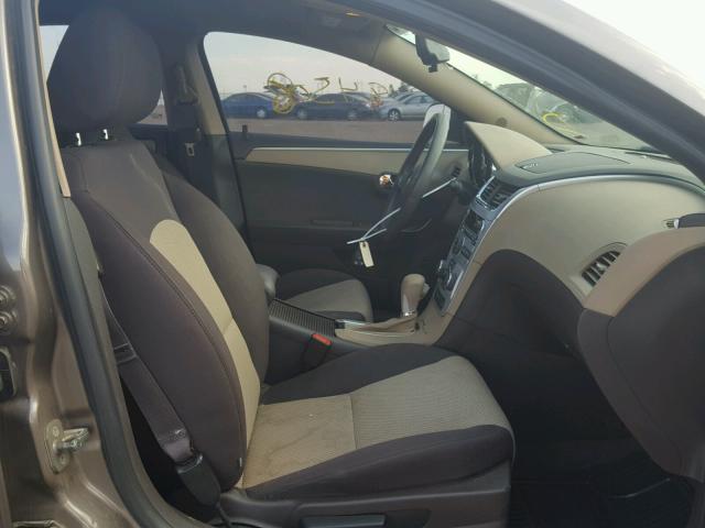 1G1ZB5E07CF170101 - 2012 CHEVROLET MALIBU LS ოქროსფერი ფოტო 5