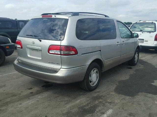 4T3ZF13CX2U424964 - 2002 TOYOTA SIENNA LE SILVER photo 4