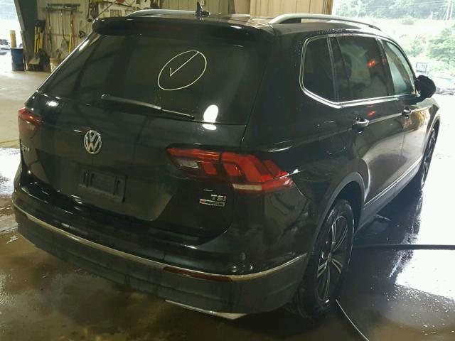 3VV2B7AX4JM031324 - 2018 VOLKSWAGEN TIGUAN SE Чорний фото 4
