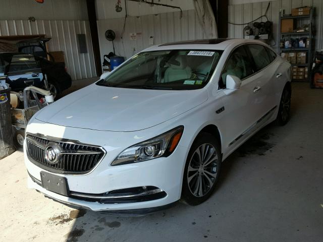 1G4ZP5SS1HU181110 - 2017 BUICK LACROSSE E WHITE photo 2