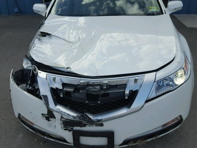 19UUA86569A011755 - 2009 ACURA TL WHITE photo 7