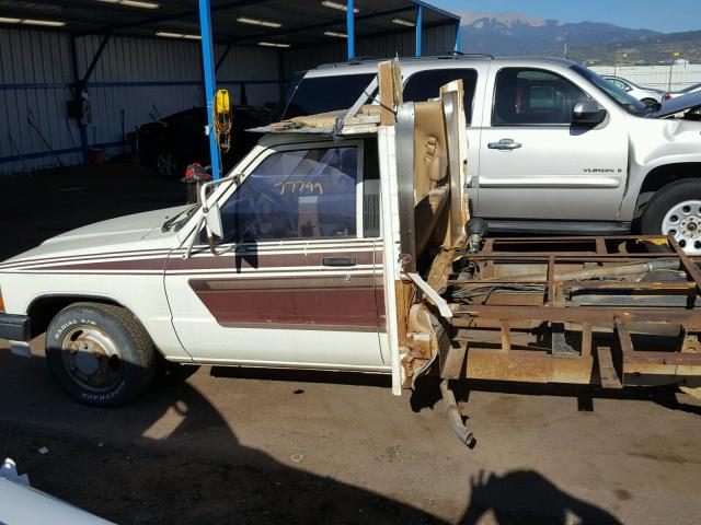 JT5RN55T7H7021368 - 1987 TOYOTA PICKUP CAB TAN photo 9