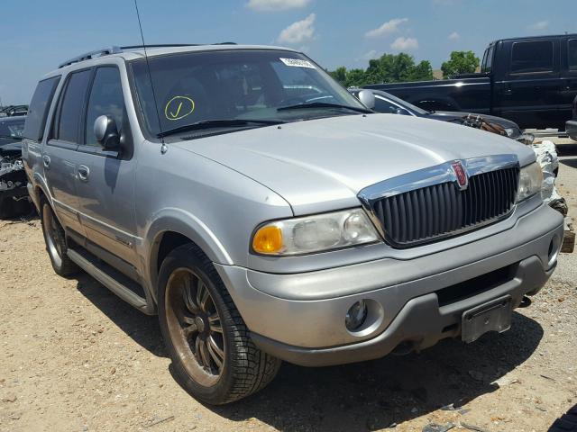 5LMPU28A1XLJ32200 - 1999 LINCOLN NAVIGATOR 银色 照片 1