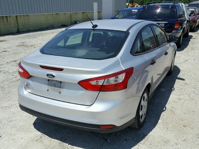 1FAHP3E29CL254888 - 2012 FORD FOCUS S SILVER photo 4