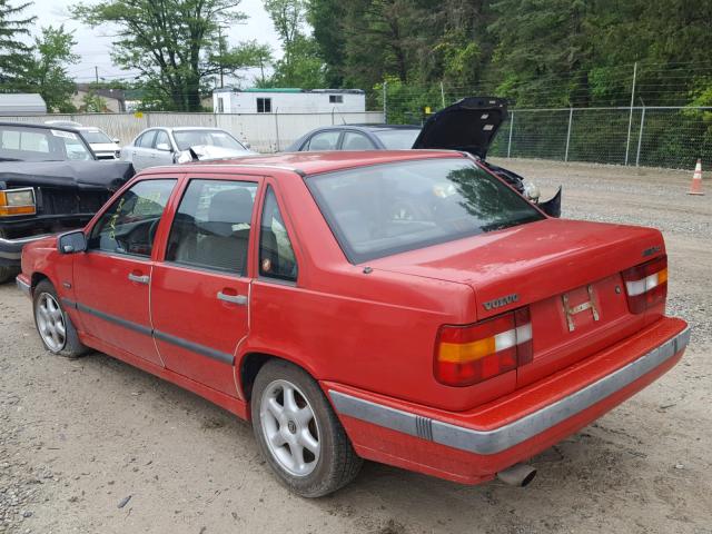 YV1LS5505P2054125 - 1993 VOLVO 850 RED photo 3