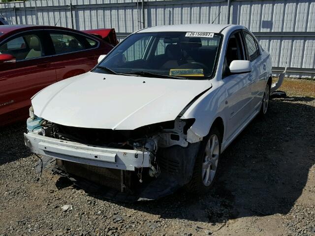 JM1BK324571645512 - 2007 MAZDA 3 S WHITE photo 2