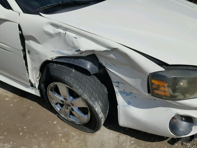 2G2WP552X71185920 - 2007 PONTIAC GRAND PRIX WHITE photo 9