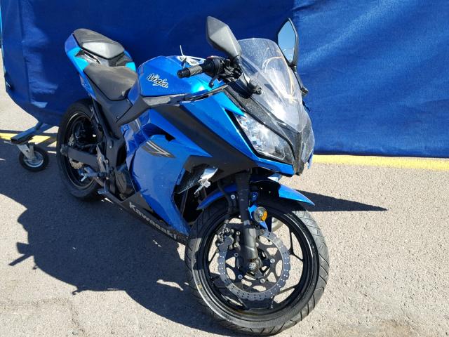 JKAEX8A15HDA33715 - 2017 KAWASAKI EX300 A BLUE photo 1