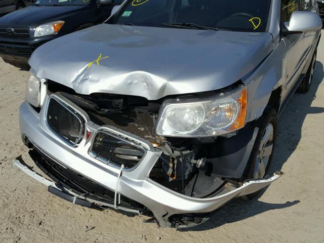 2CKDL33F096213327 - 2009 PONTIAC TORRENT SILVER photo 9