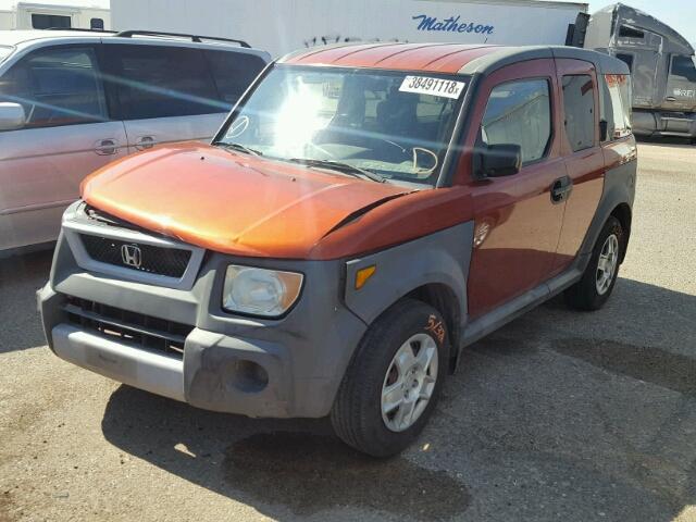 5J6YH28385L027422 - 2005 HONDA ELEMENT LX ORANGE photo 2