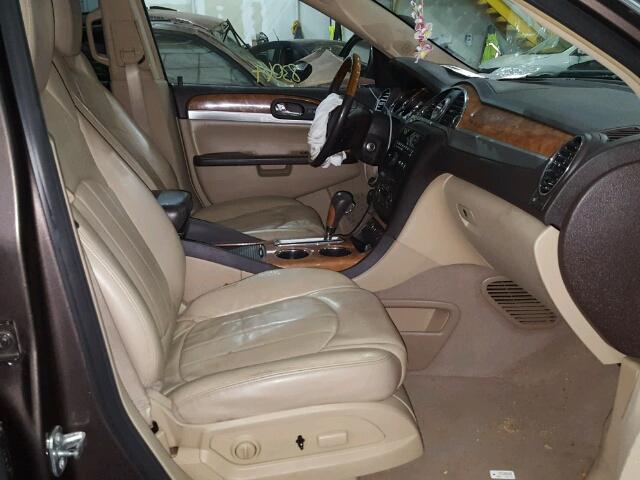 5GAER23D79J168569 - 2009 BUICK ENCLAVE BROWN photo 5