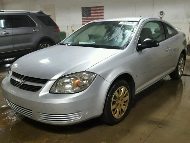 1G1AS18H997255452 - 2009 CHEVROLET COBALT LS SILVER photo 2