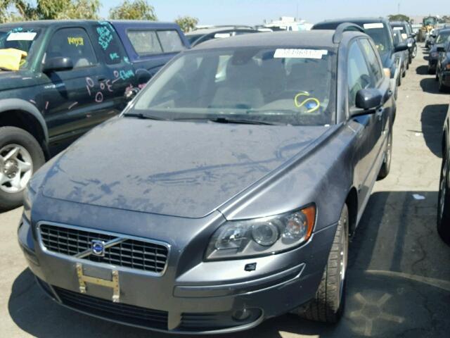 YV1MJ682472278111 - 2007 VOLVO V50 T5 GRAY photo 2