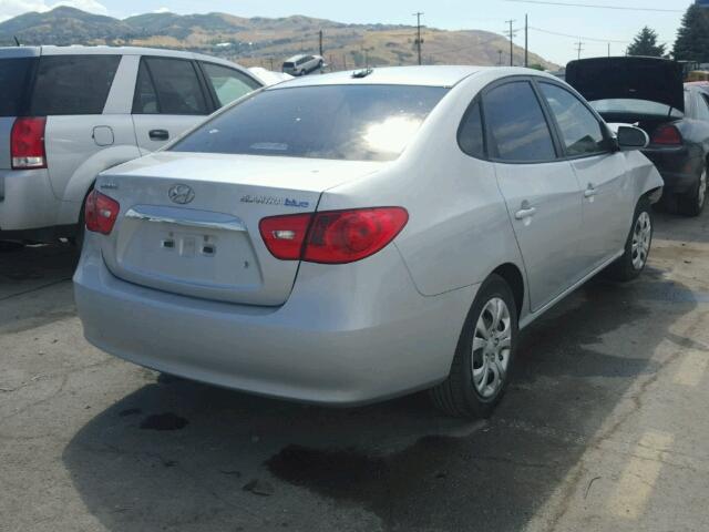 KMHDU4AD0AU883473 - 2010 HYUNDAI ELANTRA SILVER photo 4